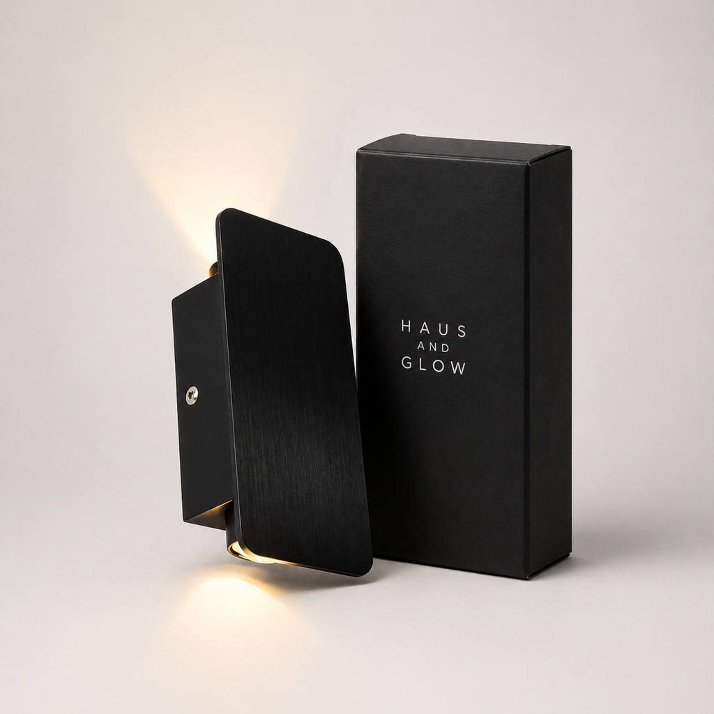 Minimalist LED Wall Light with Warm Glow – Modern Energy-Saving Indoor Sconce for Living Rooms