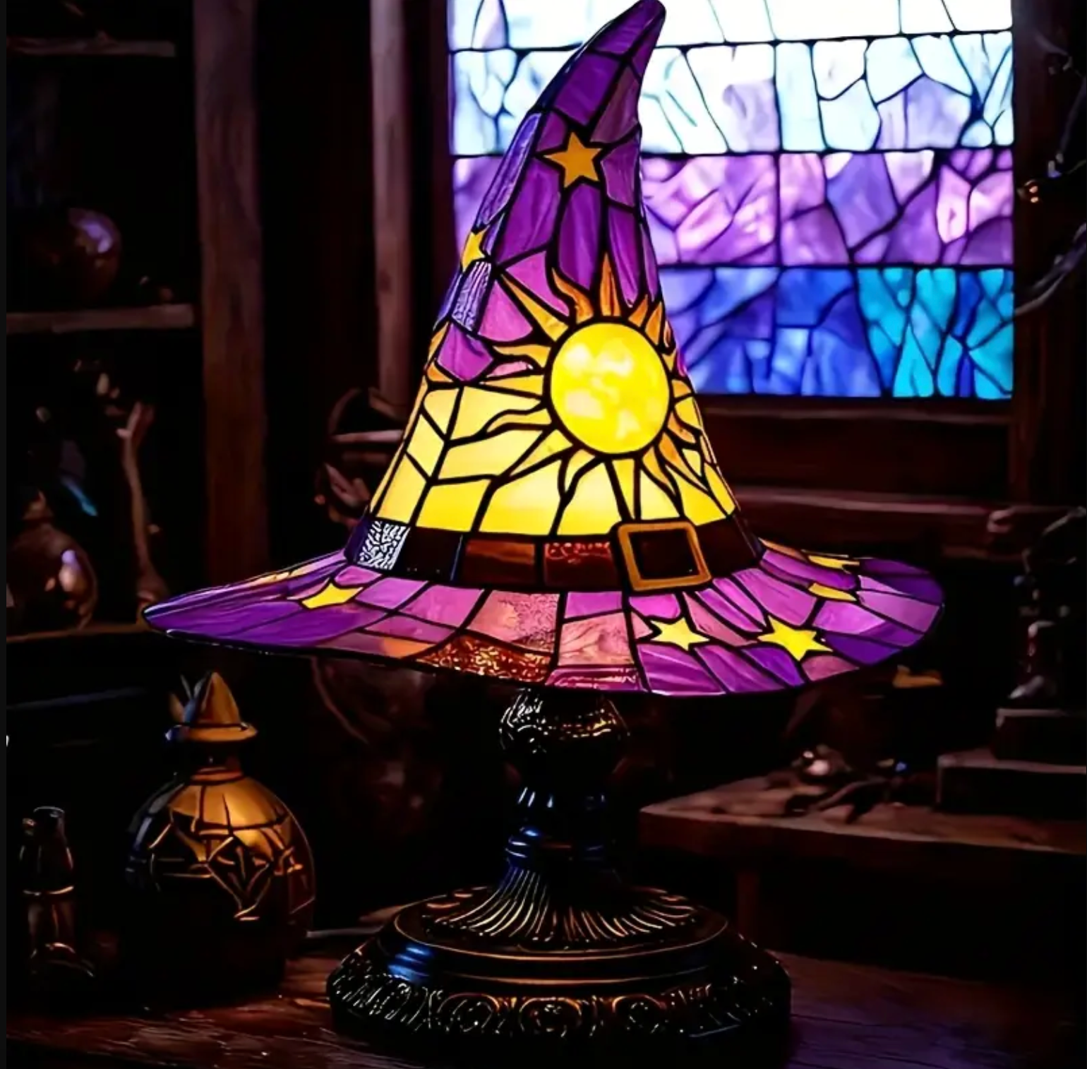 Decorative Witch Hat Lamp – Handmade Style Stained Glass Night Light for Bedroom or Reading Nook